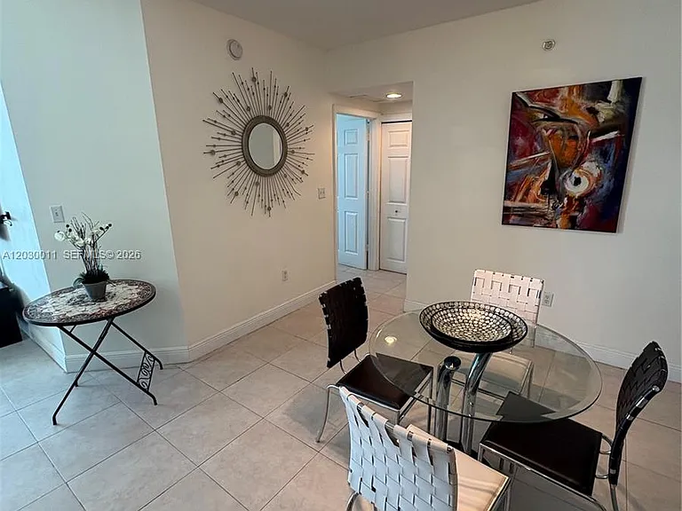 275 NE 18th St #1709 — Photo 3