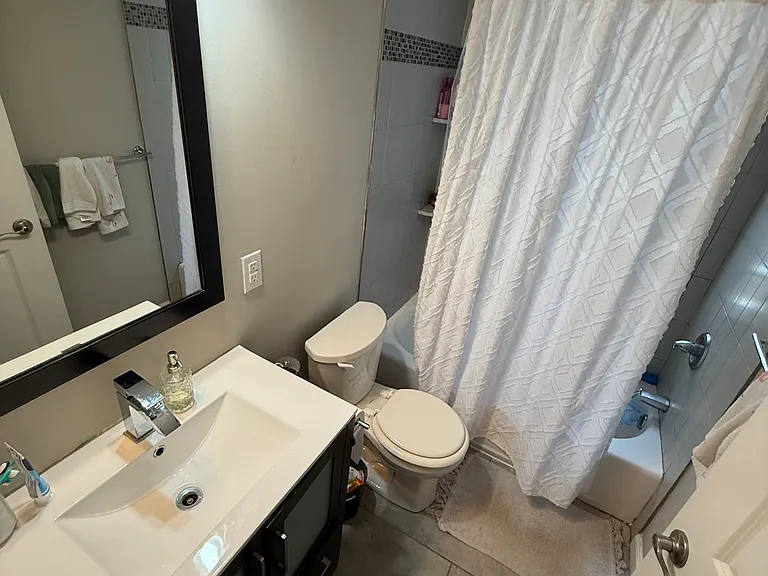 1613 Spruce St #3C — Photo 6