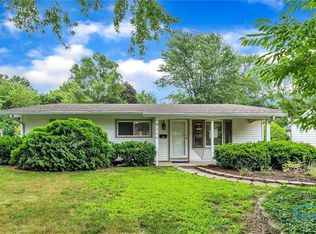 4914 Brinthaven Dr, Sylvania, OH 43560