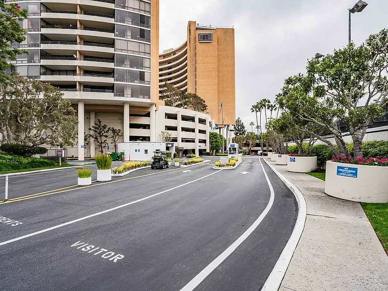 4316 Marina City Dr #927C — Photo 25