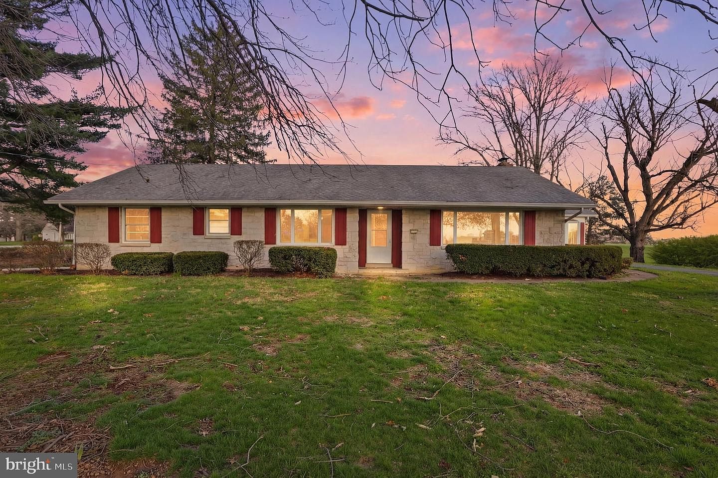 1437 Lititz Rd