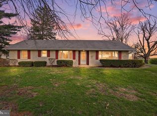 1437 Lititz Rd, Manheim, PA 17545