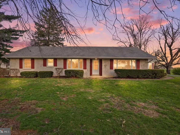 1437 Lititz Rd, Manheim, PA 17545