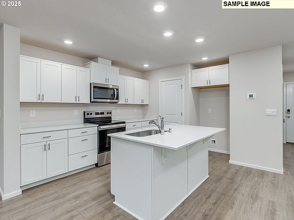 5th image of 4426 SE Fishers Creek Dr