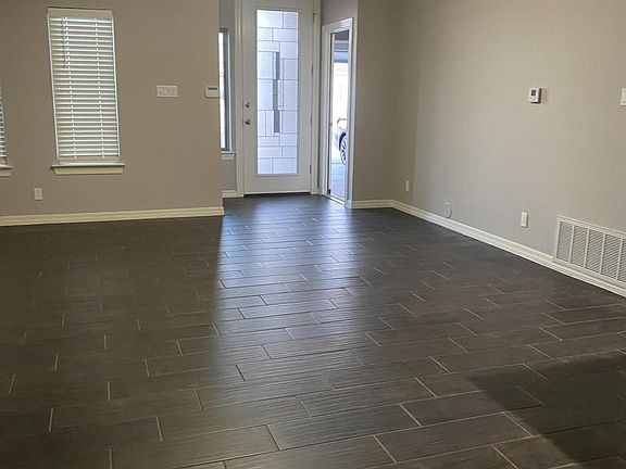 3rd image of 4825 Christian Azcarate St
