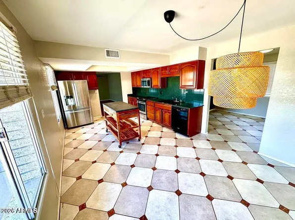 3635 E Bloomfield Rd, Phoenix, AZ 85032