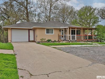 801 E Eldora Ave, Weeping Water, NE, 68463