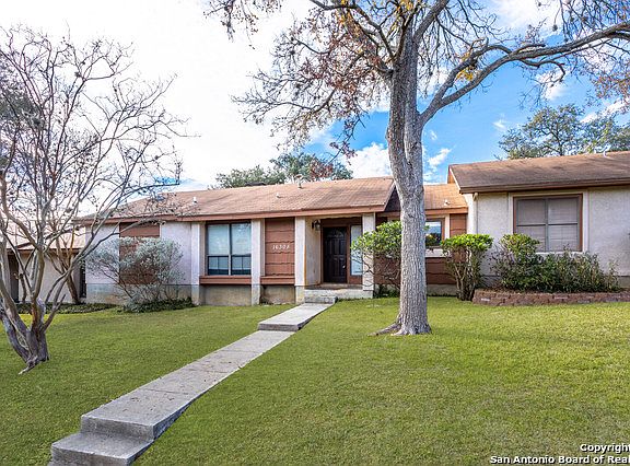 2nd image of 16308 Buena Tierra St