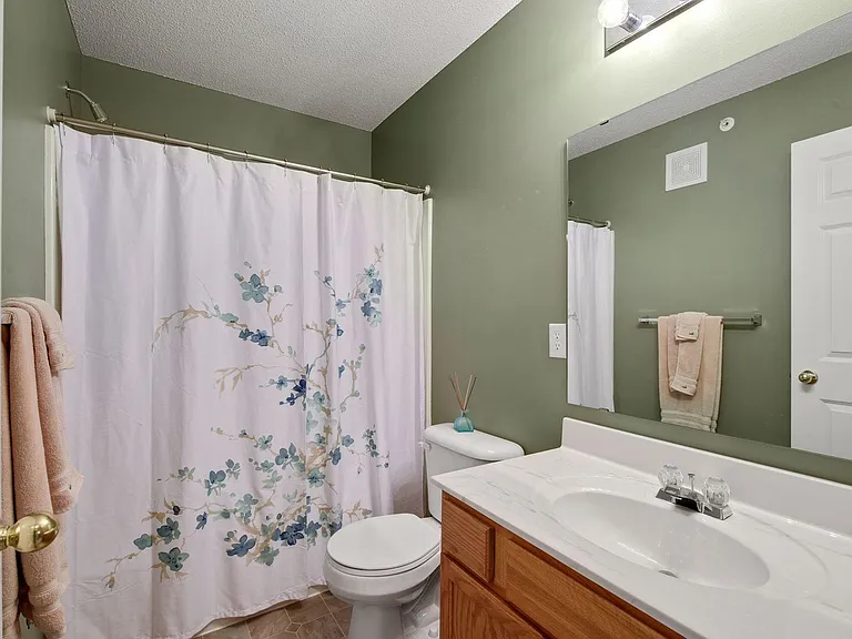 15544 Lilac Dr — Photo 20