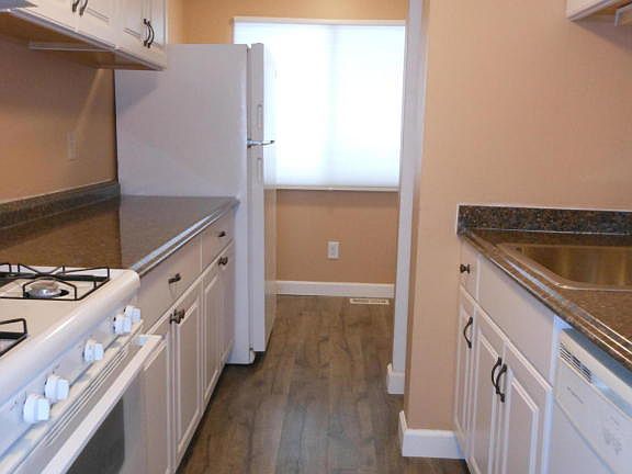 4th image of 6425 Wainscot Dr SE