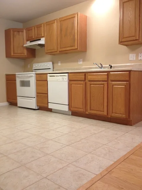 Single-Family Home in Branson — Photo 2
