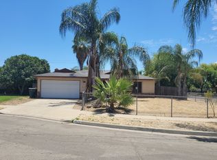 4574 E Tower Ave, Fresno, CA 93725