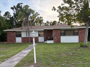 618 46th St W, Bradenton, FL 34209