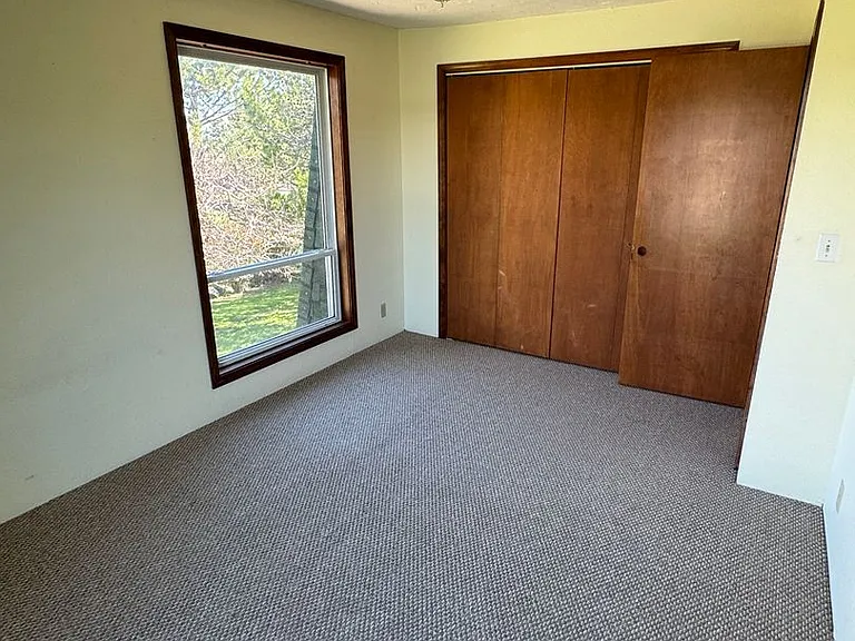225 Mission View Dr — Photo 4