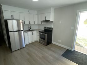 767 2nd Ave