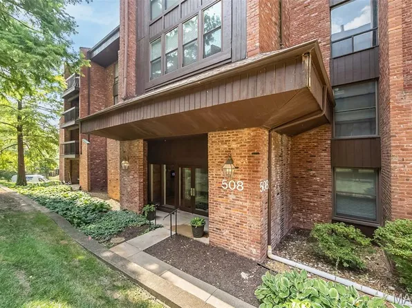 508 Coeur De Royale Dr APT 203, Saint Louis, MO 63141