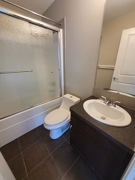 Edmonton House for rent - 3 Bedrooms — photo 5