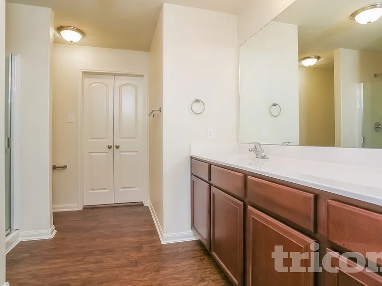 2310 Regatta Ln — Photo 7