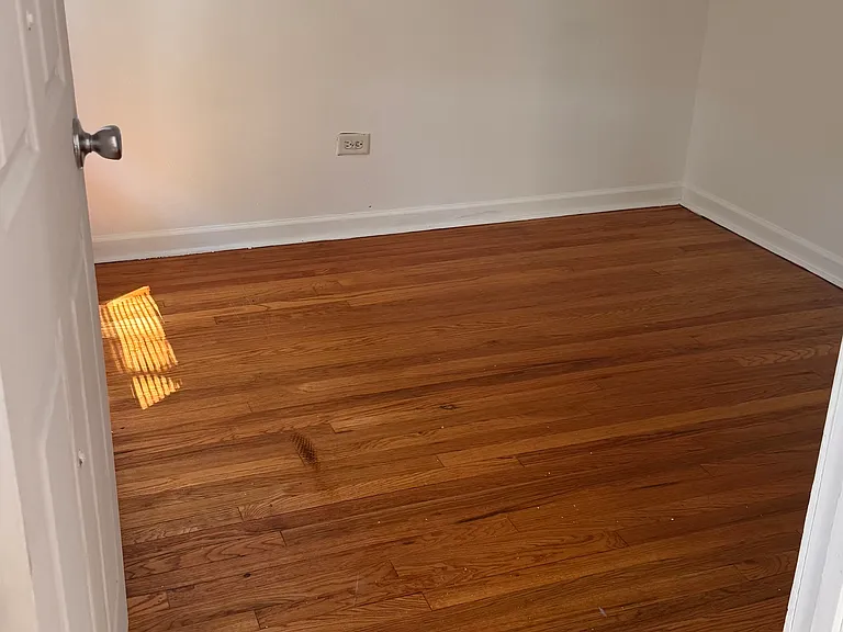 1435 N Avers Ave #2 — Photo 6
