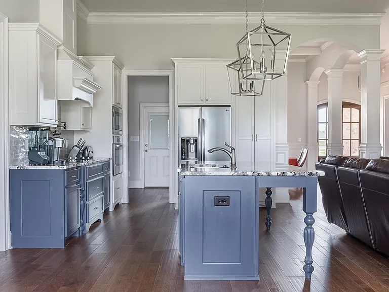 902 Abingdon Cv — Photo 13