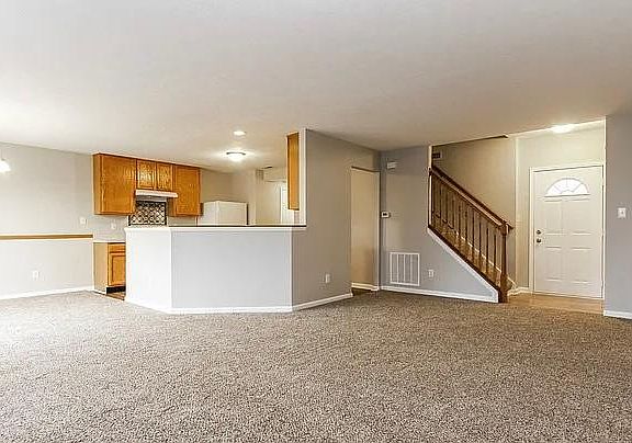 2nd image of 281201 Dawnlake Dr