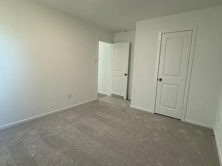 12809 Naval Dr — Photo 10