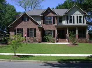 829 Summer Lake St, Fairhope, AL 36532