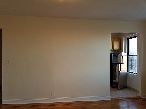 5th image of 531 E Lincoln Ave APT 4N
