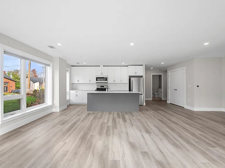 29 Heckman Ave — Photo 2