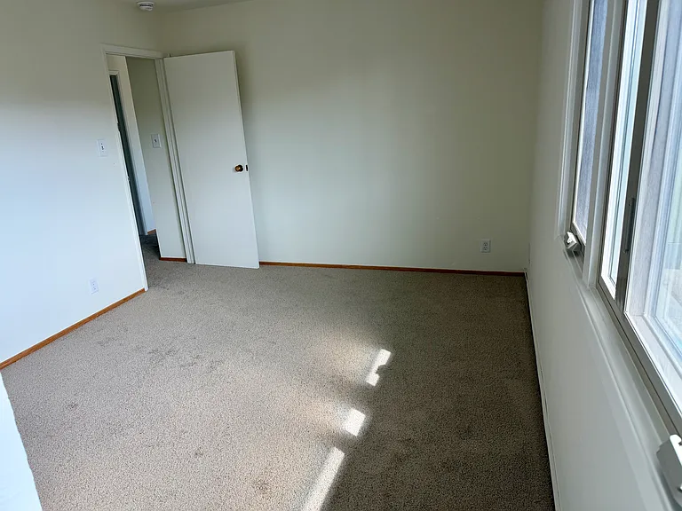 6514 Lucas Ave #B — Photo 12