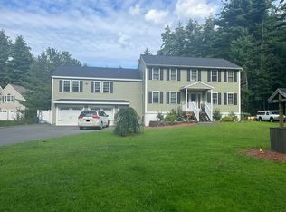 10 Sandy Brook Ln, Londonderry, NH 03053