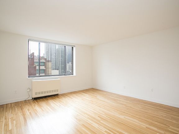 5th image of 344 E 63rd St APT 3C