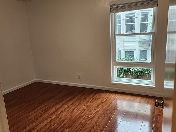 2nd image of 2965 Sacramento St APT 105