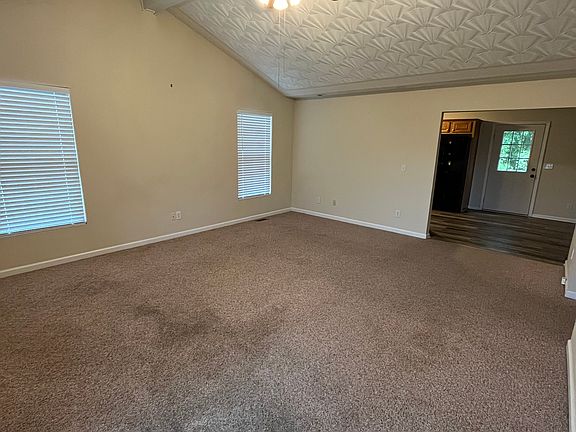 2nd image of 169 Mockingbird Dr