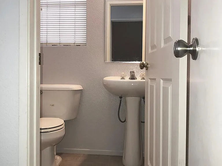 10140 Wateridge Cir #125 — Photo 14