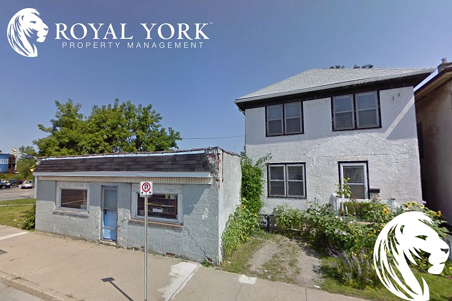 2nd image of 4548 Victoria Ave