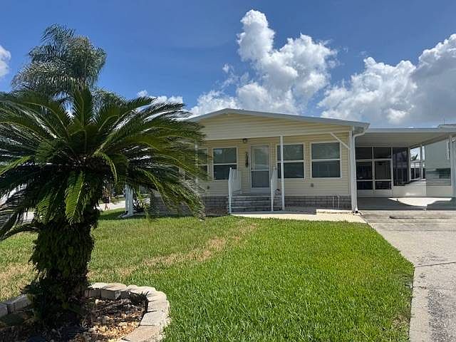 1st image of 200 Egret Dr