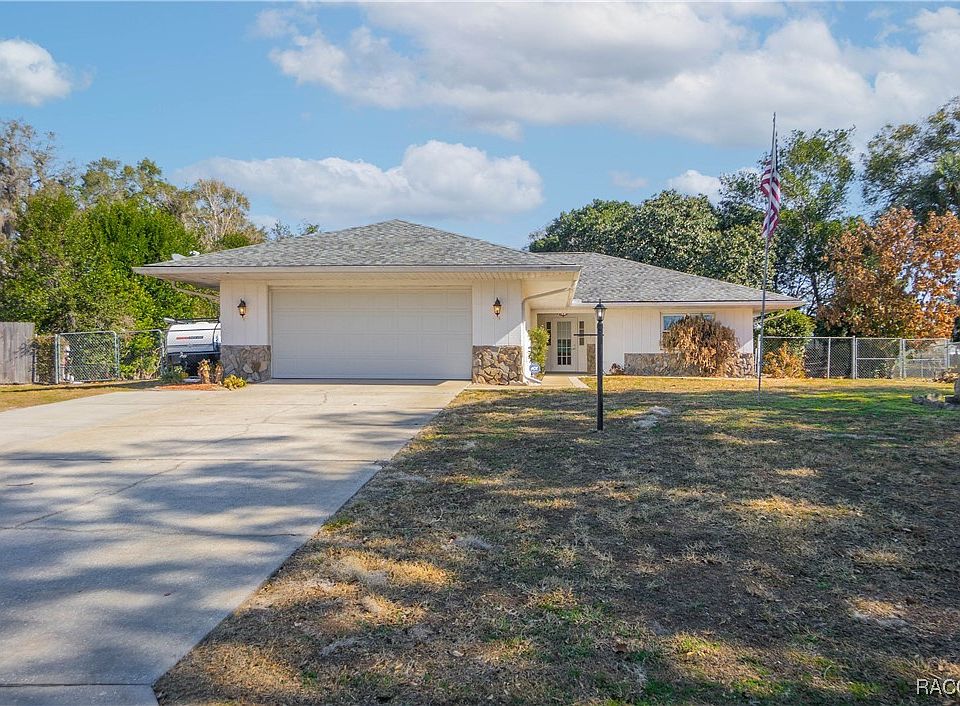 1st image of 3371 S Winding Path