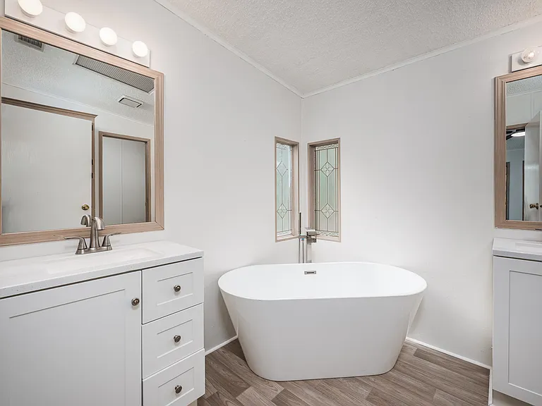 6226 Florence St — Photo 22