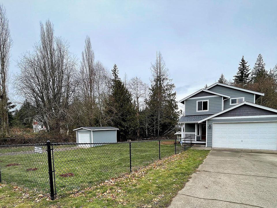 1st image of 3967 SE Lovell St