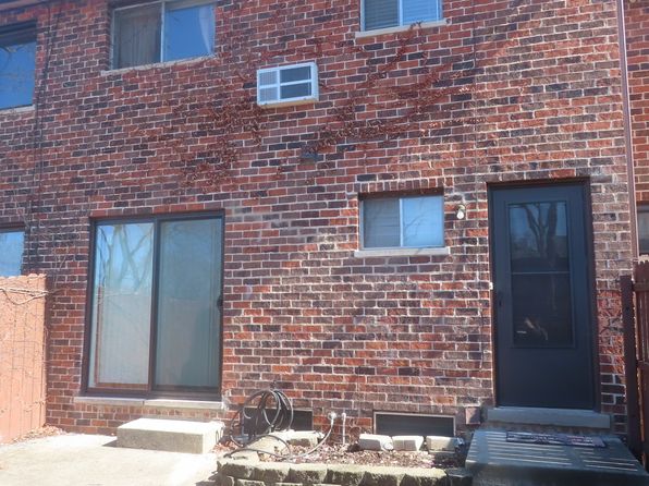 1S262 Windsor Ln, Villa Park, IL 60181