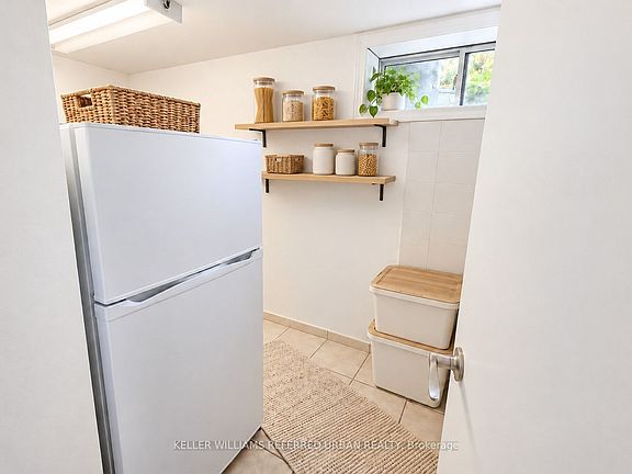 3rd image of 104 Rankin Cres #Ll