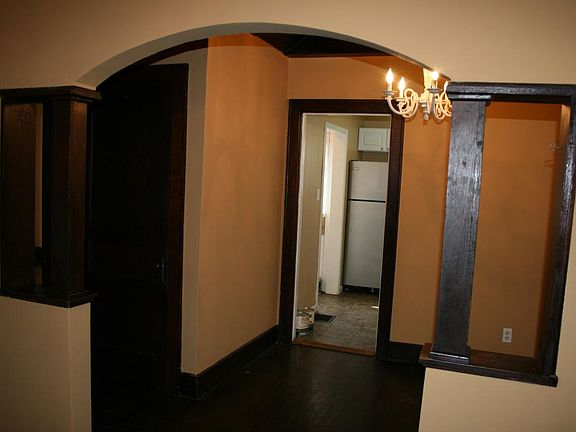 Living room wood details