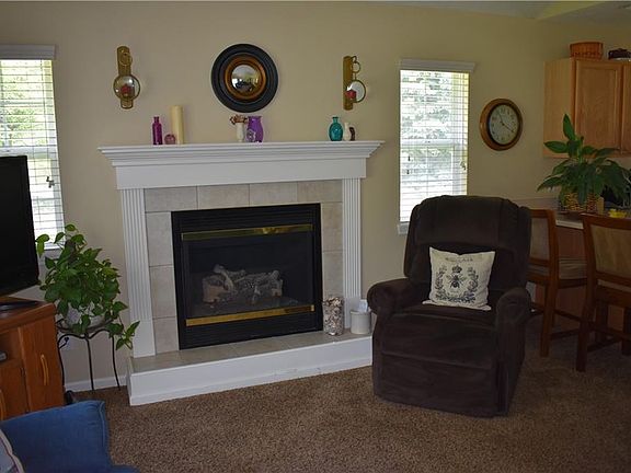 4th image of 1153 Lighthouse Pointe Dr