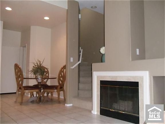 2nd image of 220 Las Flores