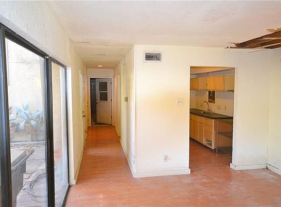 4th image of 5207 Langwood Dr