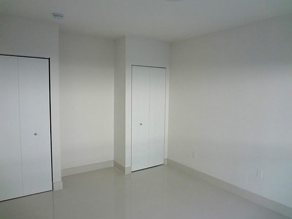 4th image of 6891 Bay Dr #209