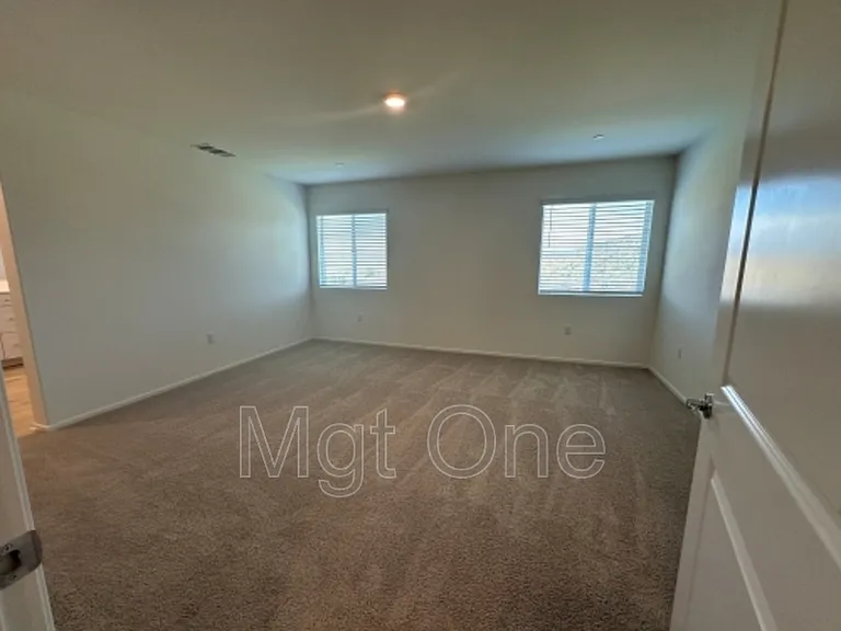 26170 Gentry Ave — Photo 16