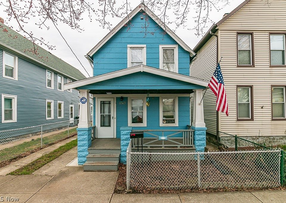 1st image of 1743 E 33rd St