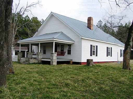 1st image of 82 Duck Pond Rd